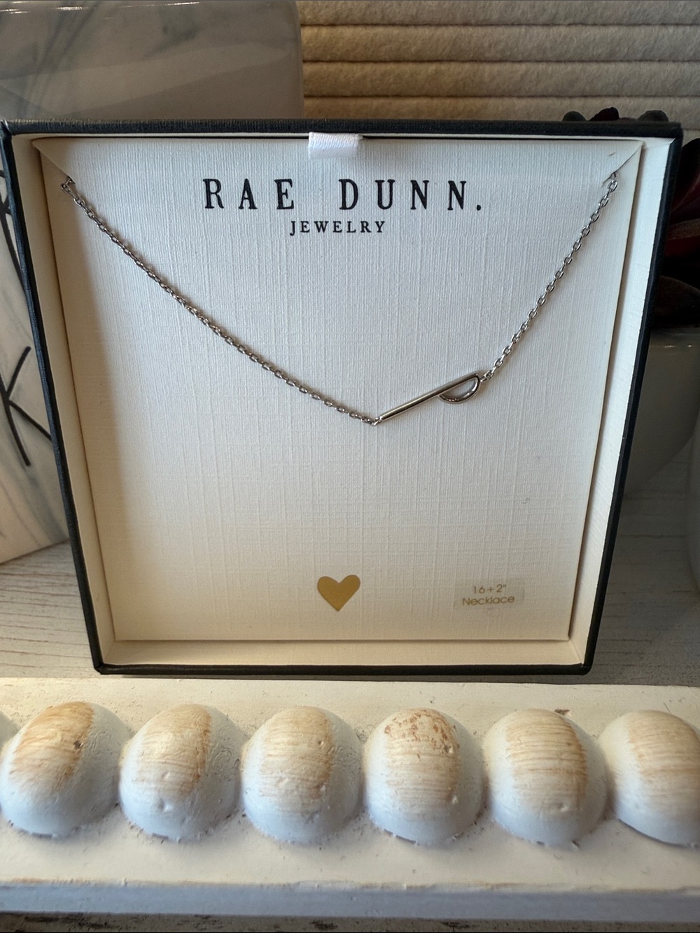🩶 Rae Dunn Silver Tone Letter “P” Necklace